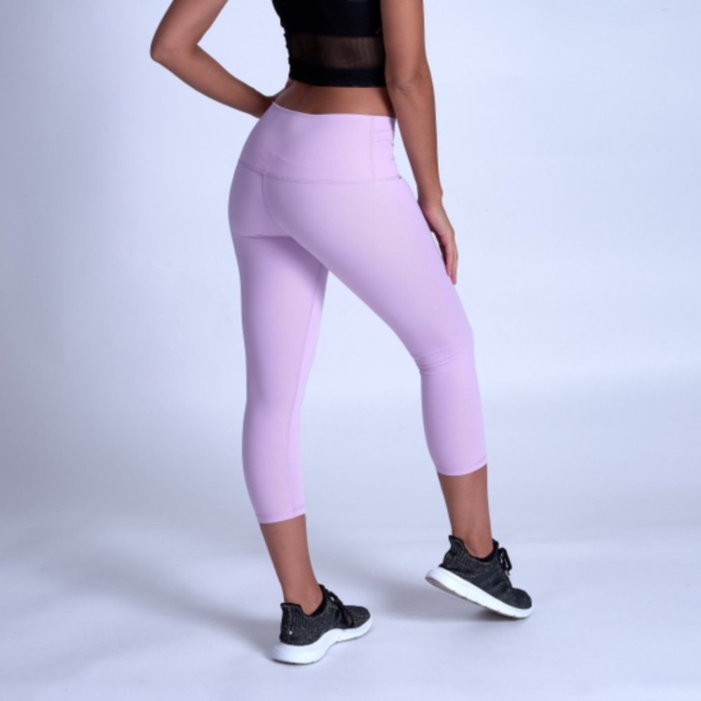 ENERGY Sculpt Active Wear  Capris - Lavender